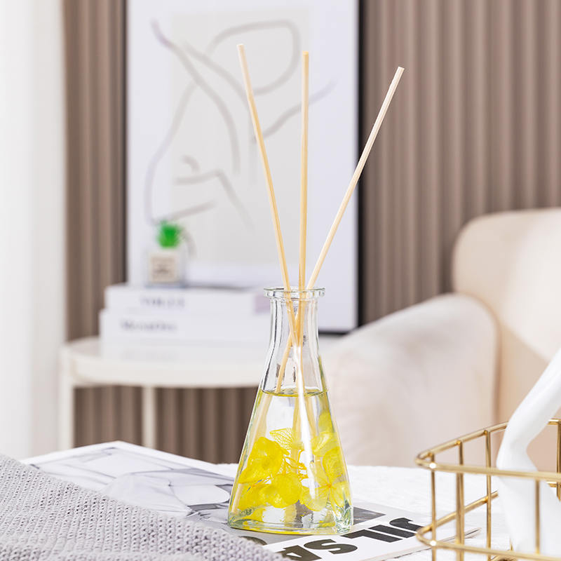 Vine sušená květina trojúhelníková láhev bez ohně vnitřní aromaterapie rákosový difuzér