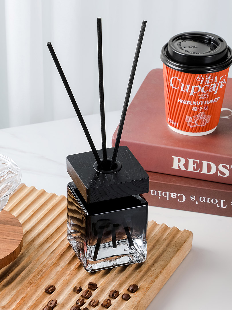 200ml velká láhev bezplamenný rákosový difuzér