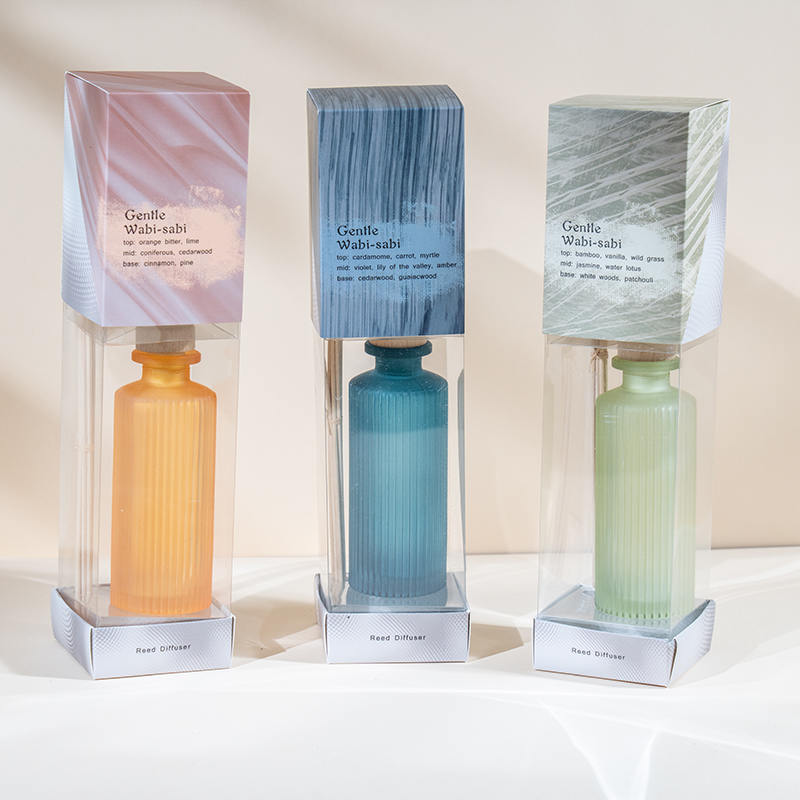 Vysoký vertikální pruh kulatá skleněná láhev rákosový difuzér-aroma difuzér výrobce oleje